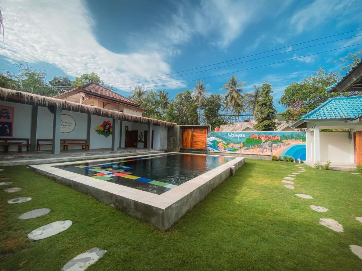 Waiwas Hostel Kuta  Ngoại thất bức ảnh