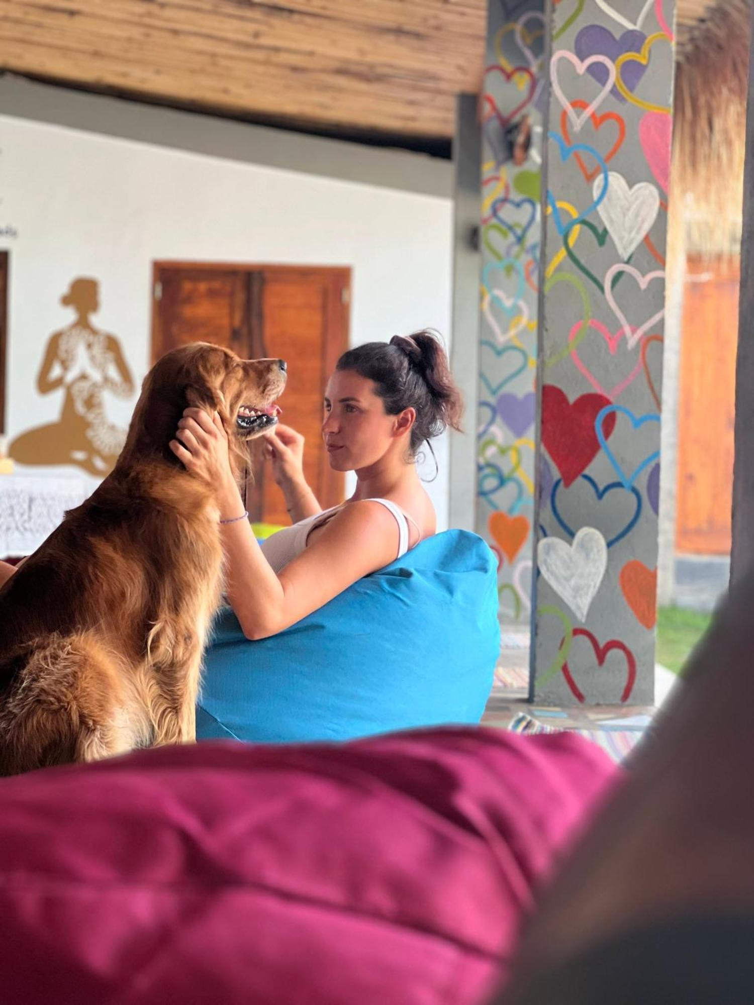 Waiwas Hostel Kuta  Ngoại thất bức ảnh